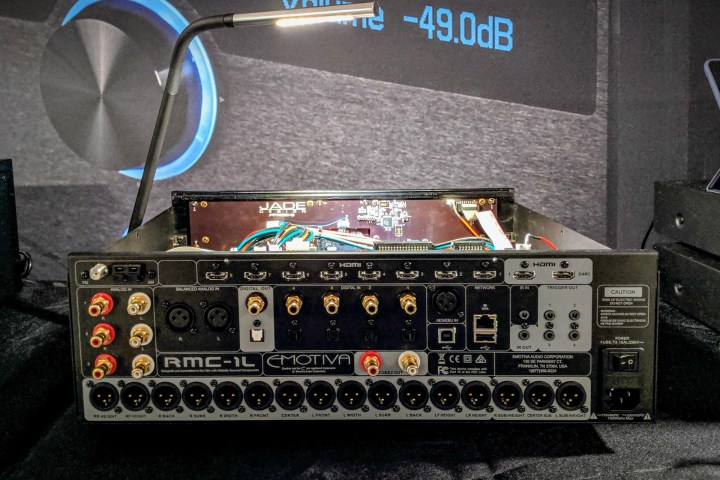 2019-05-11_12h58m20s_DSF125820